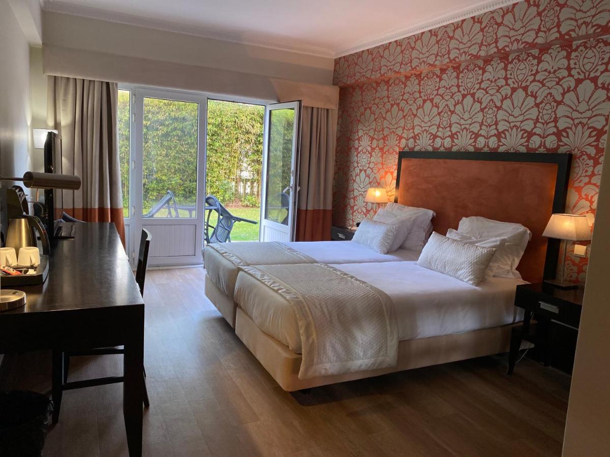 Hotel Inglaterra - Charme & Boutique Estoril Bagian luar foto