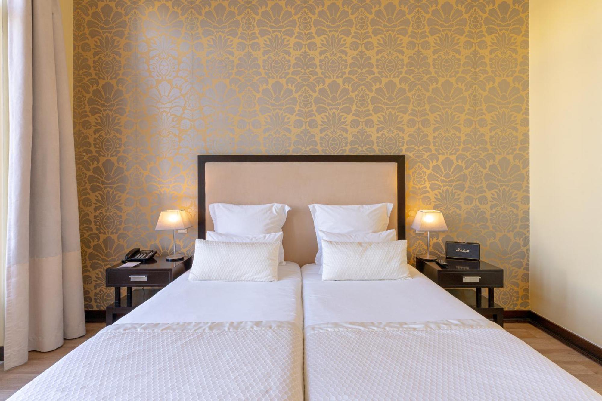Hotel Inglaterra - Charme & Boutique Estoril Bagian luar foto